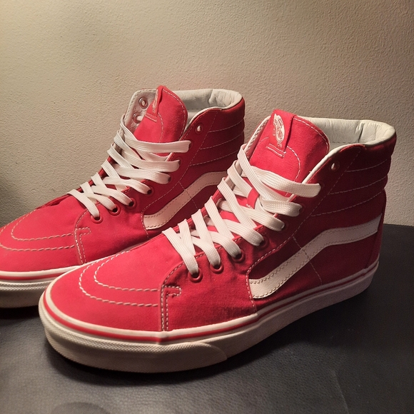 Vans Off The Wall HiTop skate Sneakers Red/White canvas, 9.5 men, great shape! - Picture 8 of 10